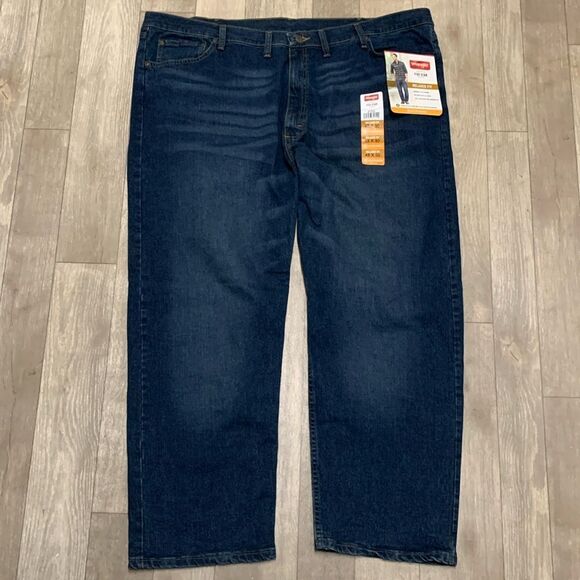 Mens Nwt Wrangler Relaxed Fit Flex Denim Jeans‎ - Picture 1 of 5